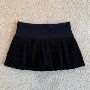 IBKUL Black Sheer Pleated Athletic Skirt with Shorts Small